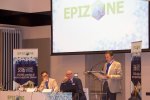 IMG_4185_welcome-session_Lainez-director-INIA.JPG